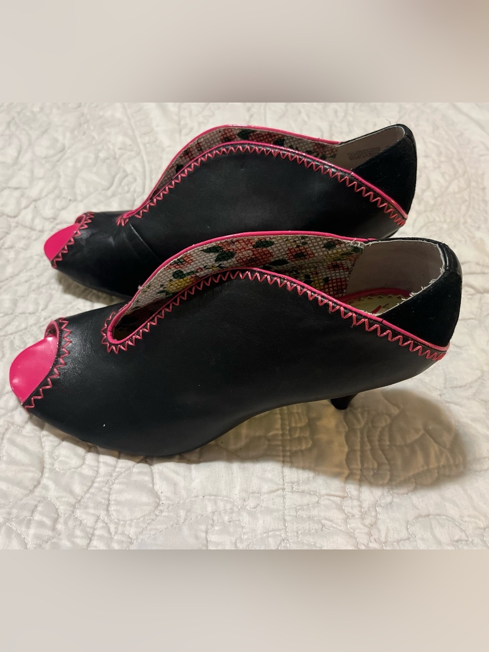 Poetic License Black Heels with Hot Pink Accents